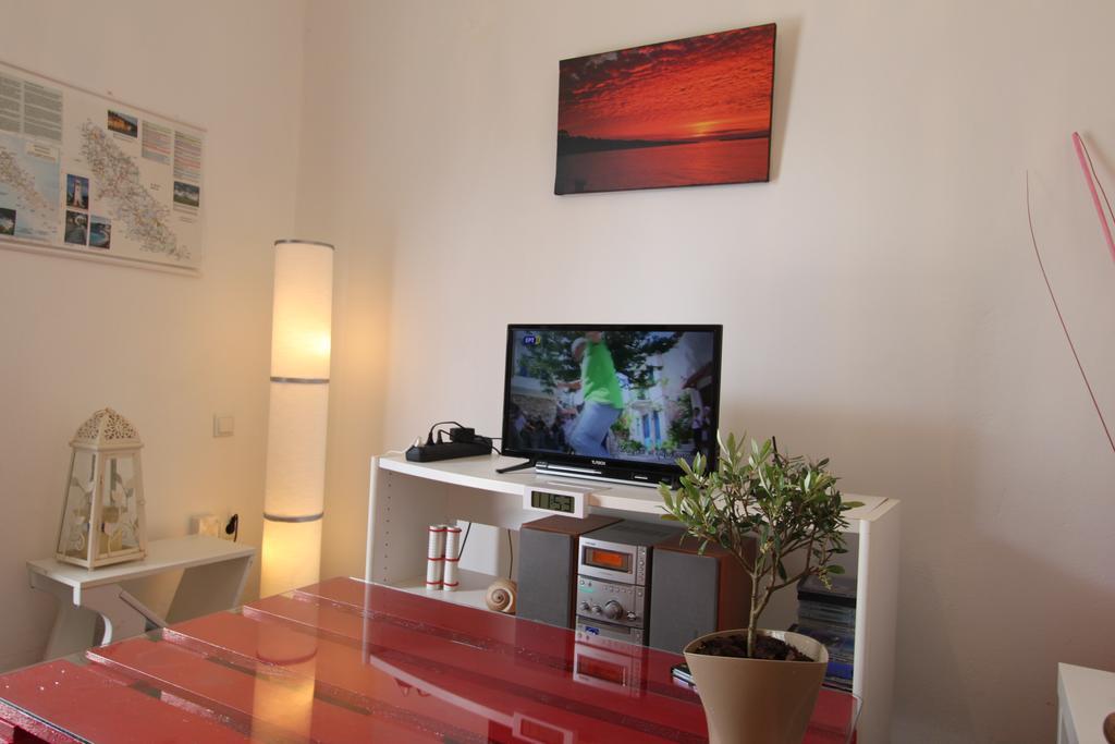 Angeliki Studio And Apartment Gaios Dış mekan fotoğraf